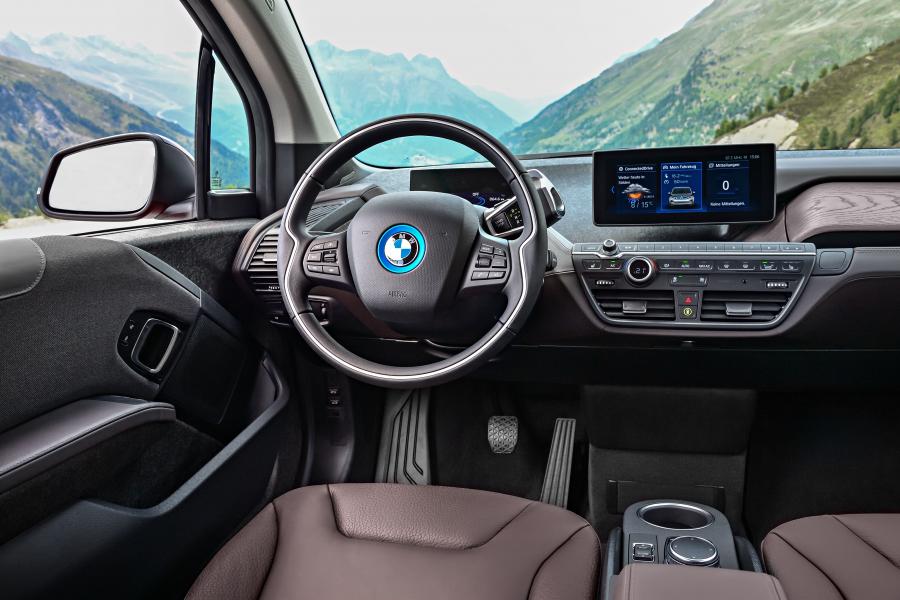 Торпедо BMW i3s (I01) 2018 года  (WW) (фото 58 из 97)
